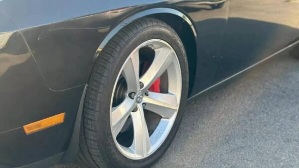 2008 Dodge Challenger SRT8 - Image 13
