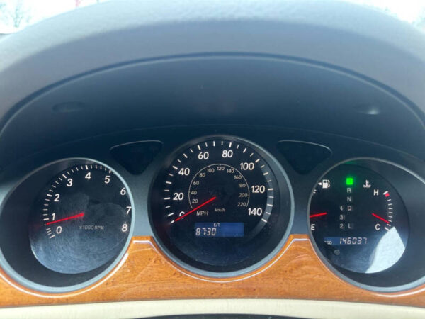 2006 Lexus ES 330 4dr Sedan  •  145,605 miles - Image 12
