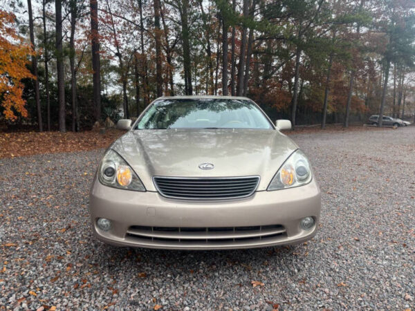 2006 Lexus ES 330 4dr Sedan  •  145,605 miles - Image 21