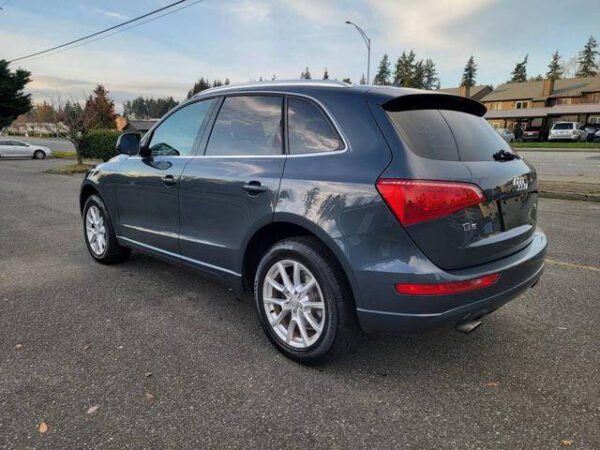 2010 Audi Q5 AWD 3.2 quattro Premium Plus 4dr SUV  •  122,775 miles - Image 7