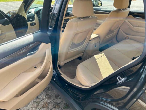 2014 BMW X1 AWD xDrive28i 4dr SUV  •  121,018 miles - Image 10