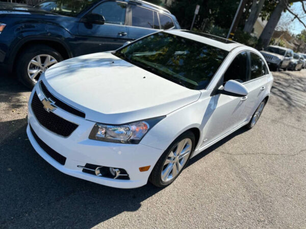 2014 Chevrolet Cruze - Image 6