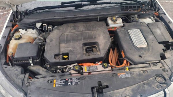 2014 Chevrolet Volt - Image 9