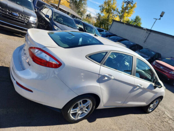 2017 Ford Fiesta SE 4dr Sedan  •  13,102 miles - Image 19