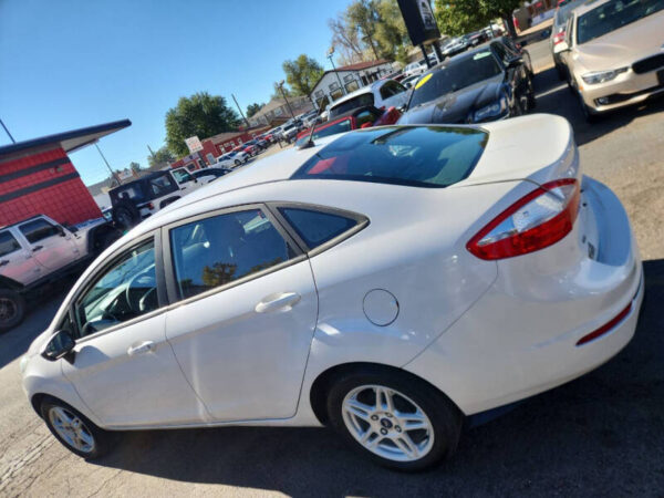 2017 Ford Fiesta SE 4dr Sedan  •  13,102 miles - Image 17