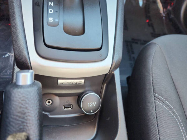 2017 Ford Fiesta SE 4dr Sedan  •  13,102 miles - Image 4