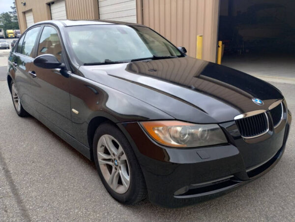 2008 BMW 3 Series AWD 328xi 4dr Sedan  •  116,992 miles - Image 13