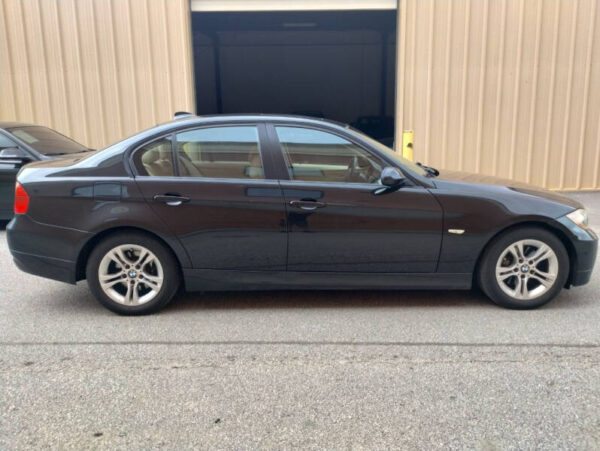 2008 BMW 3 Series AWD 328xi 4dr Sedan  •  116,992 miles - Image 12