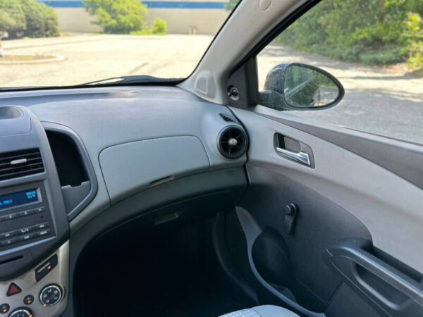 2012 Chevrolet Sonic LS 4dr Sedan w/2LS  •  88,625 miles - Image 11