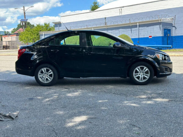 2012 Chevrolet Sonic LS 4dr Sedan w/2LS  •  88,625 miles - Image 6